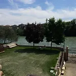 Al Fondaco Пескантина
