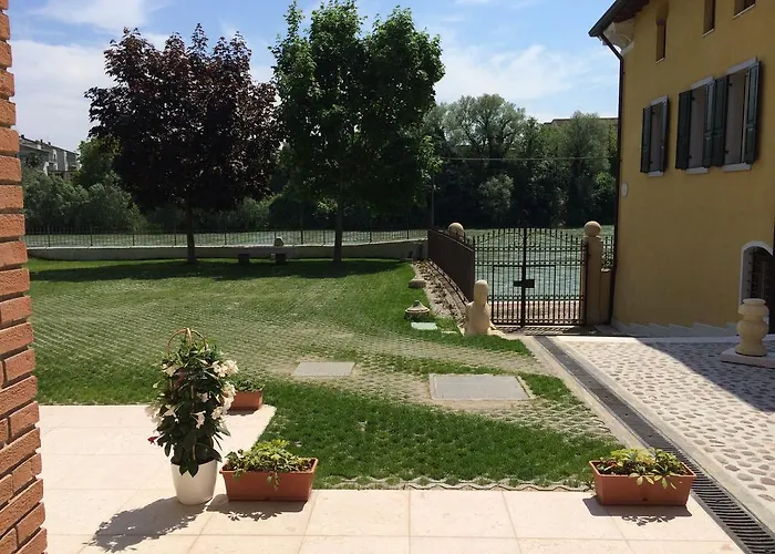 Al Fondaco Frühstückspension 3*